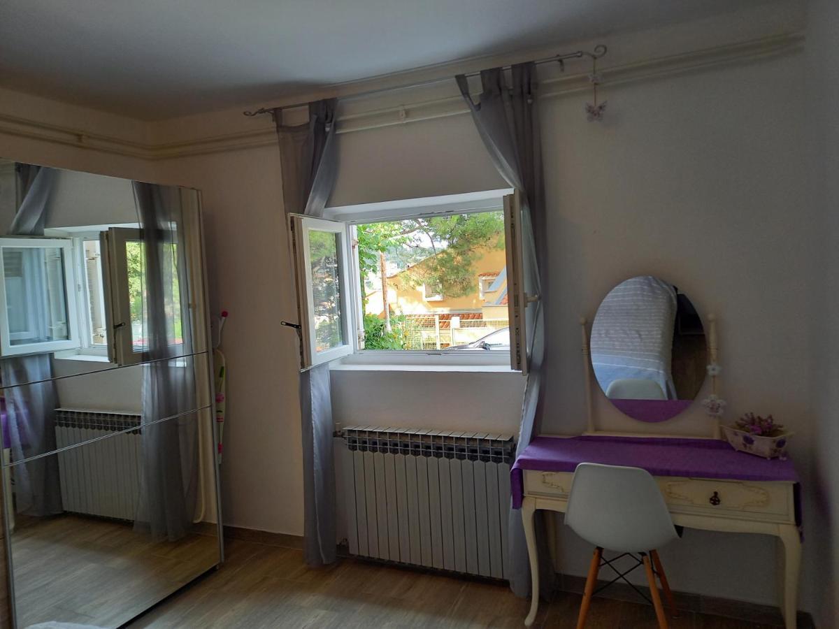 Apartment Senka Mali Lošinj Екстериор снимка