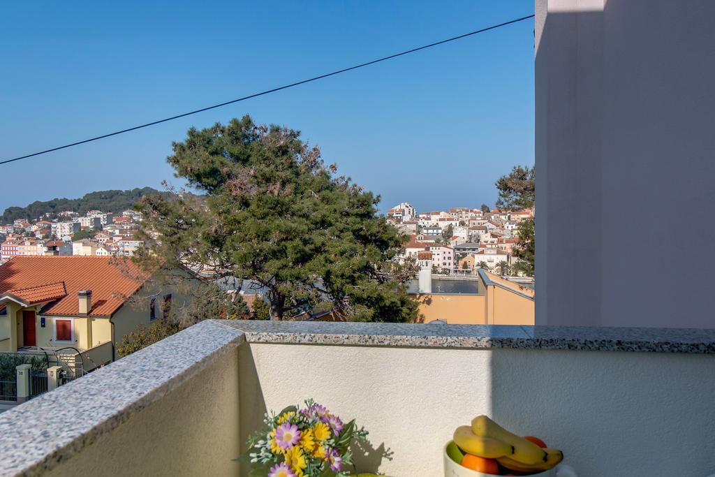 Apartment Senka Mali Lošinj Екстериор снимка