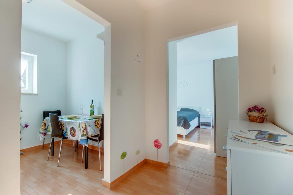 Apartment Senka Mali Lošinj Екстериор снимка