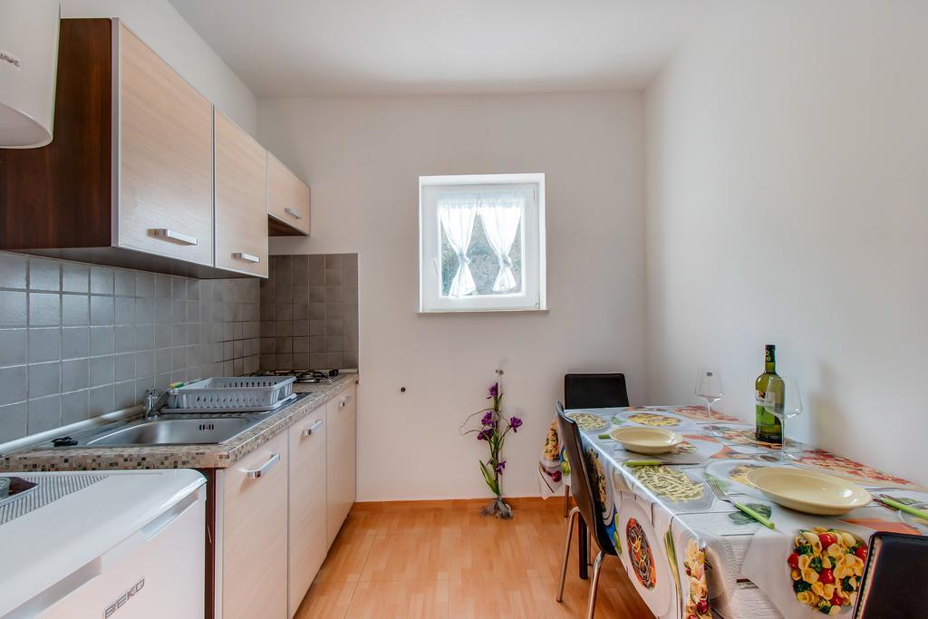 Apartment Senka Mali Lošinj Екстериор снимка
