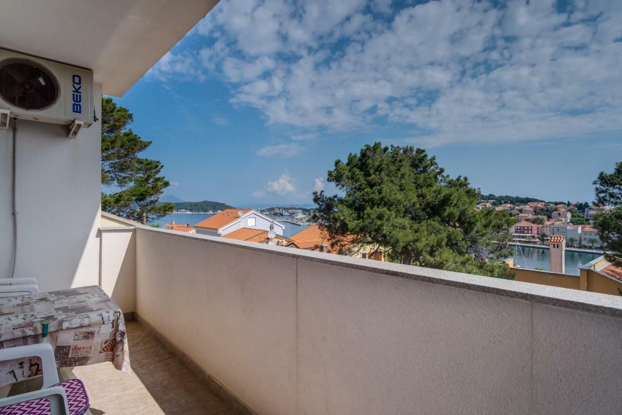 Apartment Senka Mali Lošinj Екстериор снимка